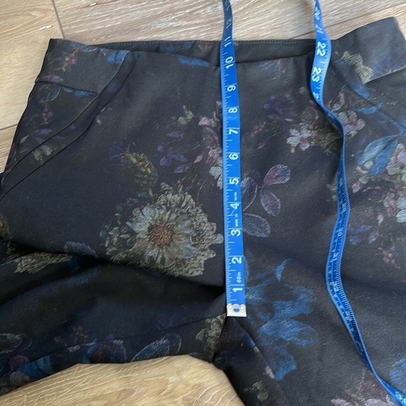 Soft Surroundings Black Floral Ponte Knit Pull On Pants - Picture 11 of 12